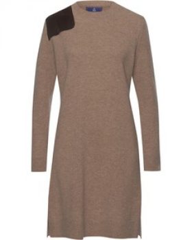 Brigitte von Schönfels Kleid mit Schulterapplikation