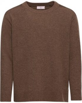 Brigitte von Schönfels Pullover mit Cord-Patches